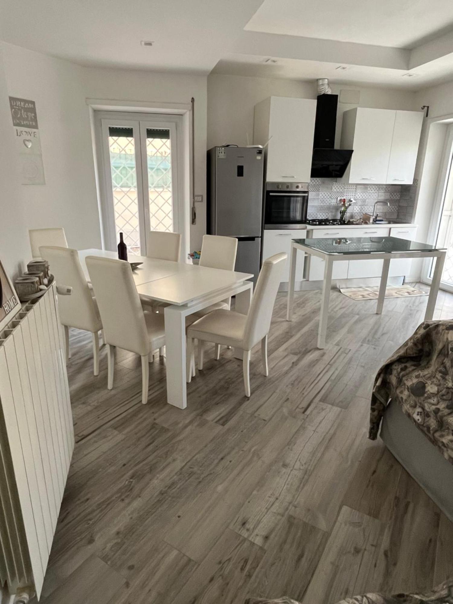 Aria Di Mare Apartment Lido di Ostia Ngoại thất bức ảnh